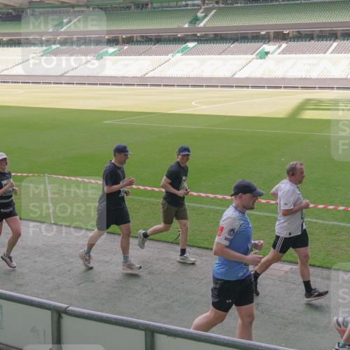 13.09.2026 - 21. swb-Marathon Bremen Michael Burmester http://msf.ph/oto/10344152 13.09.2026 13:29:27 Laufen im Stadion 171, 220, 405, 422, 476, 685, 729, 754, 767, 829, 986, 1079, 1217, 1220, 1242, 1270, 1298, 1325, 1384, 1615, 1633, 1634, 1741, 1777, 1810, 1811, 1886, 1983, 2238, 2263, 2326, 2365, 2436, 2449, 2472, 2546, 2574, 2593, 2615, 2738, 2740, 2743, 2830, 2862, 2868, 2924, 2991, 3020, 3053, 3061, 3129, 3154, 3238, 3274, 3286, 3321, 3361, 3563, 3589, 3594, 3595, 3605, 3678, 3694, 3755, 3758, 3798, 3826, 3853, 3898, 3929, 3953, 3965, 3971, 3987, 4011, 4056, 4108, 4238 meine-sportfotos.de