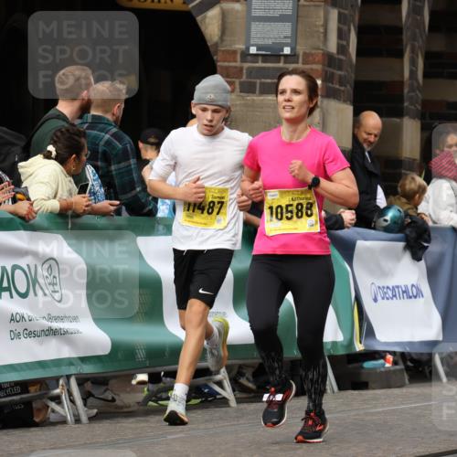 13.09.2026 - 21. swb-Marathon Bremen Strokosch-Dieckow http://msf.ph/oto/10344182 13.09.2026 10:52:14 Ziel 10162, 10183, 10218, 10281, 10641, 11277, 11285, 11376, 11542, 11555, 11685, 11733, 11777, 11784, 11869, 11877, 11962, 12349, 10761, 10958, 11604, 11605, 11610, 11669, 12319 meine-sportfotos.de