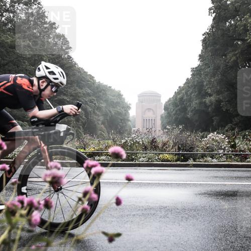 13.09.2026 - Stadtparktriathlon H.Heesch http://msf.ph/oto/10344184 13.09.2026 09:14:37 Radfahren 81, 178, 201 meine-sportfotos.de
