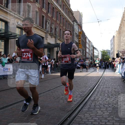13.09.2026 - 21. swb-Marathon Bremen Strokosch-Dieckow http://msf.ph/oto/10344195 13.09.2026 13:29:11 Ziel 132, 303, 596, 651, 1083, 1243, 1365, 1387, 1545, 1581, 1823, 2076, 2301, 2742, 2867, 2957, 3030, 3258, 3721, 3846, 3912, 4541, 4576, 5244, 5599, 6006, 6030, 6103, 6384, 6499, 6690, 6930, 7013, 7384, 7426, 7631, 7649, 7860, 7884, 8007, 8009, 8066, 8099, 8277, 8338, 8481, 8594, 8675, 8831, 9249, 9770, 9889, 10013, 10128, 13031, 394, 430, 565, 687, 722, 725, 745, 936, 1014, 1274, 1545, 1688, 2023, 2070, 2223, 2378, 2851, 2867, 3419, 3665, 3796, 3938, 4590, 5036, 5225, 5267 meine-sportfotos.de