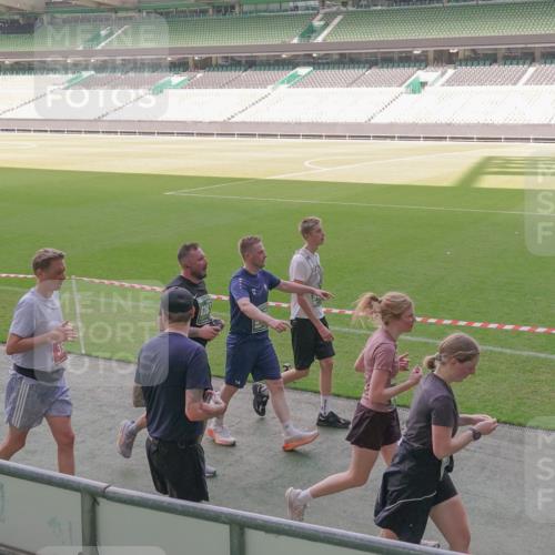 13.09.2026 - 21. swb-Marathon Bremen Michael Burmester http://msf.ph/oto/10344241 13.09.2026 13:29:34 Laufen im Stadion 171, 220, 297, 405, 422, 476, 685, 729, 754, 767, 986, 1079, 1217, 1242, 1270, 1298, 1325, 1384, 1615, 1633, 1634, 1741, 1777, 1810, 1811, 1886, 1983, 2238, 2249, 2263, 2326, 2365, 2436, 2449, 2472, 2546, 2574, 2593, 2615, 2738, 2740, 2743, 2830, 2862, 2868, 2924, 2991, 3020, 3053, 3061, 3129, 3154, 3227, 3238, 3274, 3286, 3321, 3361, 3563, 3589, 3594, 3595, 3605, 3678, 3694, 3755, 3758, 3798, 3826, 3853, 3898, 3929, 3953, 3965, 3971, 3987, 4011, 4056, 4108, 4238 meine-sportfotos.de