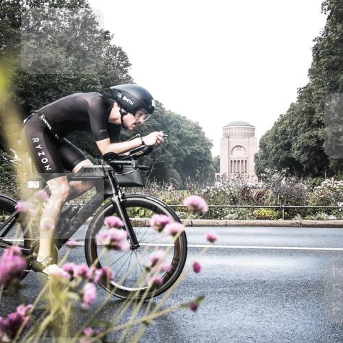 13.09.2026 - Stadtparktriathlon H.Heesch http://msf.ph/oto/10344244 13.09.2026 10:48:24 Radfahren 362, 390, 538 meine-sportfotos.de