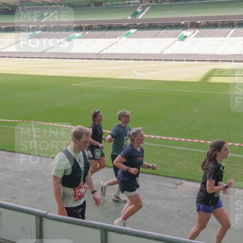 13.09.2026 - 21. swb-Marathon Bremen Michael Burmester http://msf.ph/oto/10344288 13.09.2026 13:29:39 Laufen im Stadion 171, 220, 297, 405, 422, 476, 685, 729, 754, 767, 986, 1079, 1217, 1242, 1270, 1298, 1325, 1384, 1615, 1633, 1634, 1741, 1777, 1810, 1811, 1886, 1983, 2238, 2249, 2263, 2326, 2365, 2436, 2449, 2472, 2546, 2574, 2593, 2615, 2738, 2740, 2743, 2830, 2862, 2868, 2869, 2871, 2924, 2991, 3020, 3053, 3061, 3129, 3154, 3227, 3238, 3274, 3286, 3321, 3361, 3563, 3589, 3594, 3595, 3605, 3678, 3694, 3755, 3758, 3798, 3826, 3853, 3898, 3929, 3953, 3965, 3971, 3987, 4011, 4056, 4108, 4238 meine-sportfotos.de