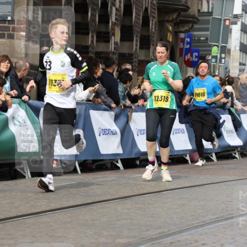 13.09.2026 - 21. swb-Marathon Bremen Strokosch-Dieckow http://msf.ph/oto/10344333 13.09.2026 10:52:24 Ziel 10218, 10588, 11277, 11285, 11376, 11487, 11555, 11869, 11877, 11962, 12349, 13578, 10761, 10812, 10906, 10958, 11109, 11350, 11604, 11605, 11669, 12361, 12439, 12533 meine-sportfotos.de