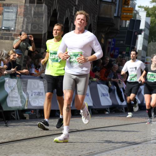 13.09.2026 - 21. swb-Marathon Bremen Strokosch-Dieckow http://msf.ph/oto/10344361 13.09.2026 13:27:36 Ziel 242, 1493, 1494, 2454, 3273, 3385, 3496, 4121, 4558, 5358, 6071, 6288, 6776, 7072, 7849, 8219, 9159, 9343, 9760, 10112, 10113, 13147, 440, 534, 762, 857, 1932, 2686, 3013, 3135, 3970, 4106, 4133, 4421, 4496, 4593, 4744, 6067, 6522, 7042, 7138, 7358, 8351, 9494, 9727, 13198 meine-sportfotos.de