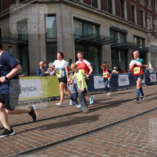 13.09.2026 - 21. swb-Marathon Bremen Strokosch-Dieckow http://msf.ph/oto/10344365 13.09.2026 11:09:04 Ziel 10314, 10556, 10664, 10686, 10694, 10769, 10823, 10981, 10983, 11091, 11225, 11304, 11578, 11764, 11882, 11883, 11914, 11915, 11987, 11995, 12155, 12322, 12474, 12491, 12532, 13607, 10217, 10321, 10455, 10469, 10570, 10599, 10630, 11011, 11053, 11074, 11138, 11304, 11421, 11434, 11531, 11578, 11710, 11718, 11812, 11905, 12192, 12256, 12337, 12353, 12438, 12517, 12554 meine-sportfotos.de