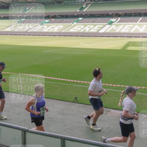 13.09.2026 - 21. swb-Marathon Bremen Michael Burmester http://msf.ph/oto/10344371 13.09.2026 13:29:51 Laufen im Stadion 171, 220, 297, 405, 422, 476, 685, 729, 754, 767, 986, 1079, 1217, 1242, 1270, 1298, 1325, 1384, 1615, 1633, 1634, 1741, 1777, 1810, 1811, 1886, 1983, 2238, 2242, 2249, 2263, 2326, 2365, 2436, 2449, 2472, 2546, 2593, 2615, 2738, 2740, 2743, 2830, 2862, 2868, 2869, 2871, 2924, 2991, 2994, 3020, 3053, 3061, 3129, 3154, 3227, 3238, 3274, 3286, 3321, 3361, 3563, 3594, 3595, 3605, 3678, 3694, 3755, 3758, 3798, 3853, 3876, 3898, 3929, 3953, 3965, 3971, 3987, 4011, 4056 meine-sportfotos.de