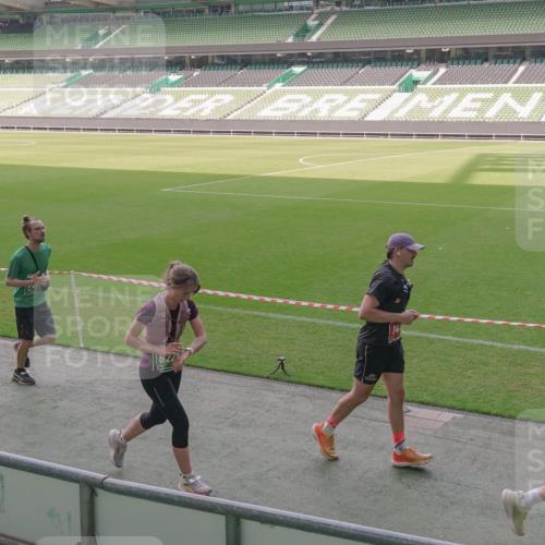 13.09.2026 - 21. swb-Marathon Bremen Michael Burmester http://msf.ph/oto/10344387 13.09.2026 13:29:53 Laufen im Stadion 171, 220, 297, 405, 422, 476, 685, 729, 754, 767, 986, 1079, 1217, 1242, 1270, 1298, 1325, 1384, 1615, 1633, 1634, 1741, 1777, 1810, 1811, 1886, 1983, 2238, 2242, 2249, 2263, 2326, 2365, 2436, 2449, 2472, 2546, 2593, 2615, 2738, 2740, 2743, 2830, 2862, 2868, 2869, 2871, 2918, 2924, 2991, 2994, 3020, 3053, 3129, 3154, 3227, 3238, 3274, 3286, 3321, 3361, 3563, 3594, 3595, 3605, 3678, 3755, 3758, 3798, 3853, 3876, 3898, 3929, 3953, 3965, 3971, 3987, 4011, 4056 meine-sportfotos.de