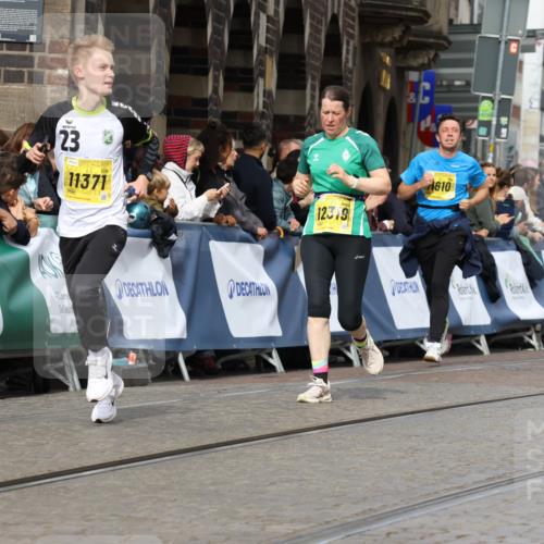 13.09.2026 - 21. swb-Marathon Bremen Strokosch-Dieckow http://msf.ph/oto/10344397 13.09.2026 10:52:24 Ziel 10218, 10588, 11277, 11285, 11376, 11487, 11555, 11869, 11877, 11962, 12349, 13578, 10761, 10812, 10906, 10958, 11109, 11350, 11604, 11605, 11669, 12361, 12439, 12533 meine-sportfotos.de