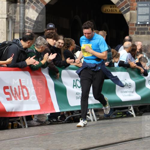 13.09.2026 - 21. swb-Marathon Bremen Strokosch-Dieckow http://msf.ph/oto/10344419 13.09.2026 10:52:28 Ziel 10218, 10588, 11285, 11371, 11376, 11487, 11555, 11869, 11877, 12319, 13578, 10193, 10339, 10652, 10812, 10906, 11002, 11109, 11144, 11350, 11362, 11597, 12361, 12399, 12439, 12533 meine-sportfotos.de