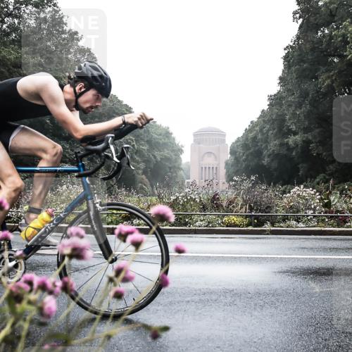 13.09.2026 - Stadtparktriathlon H.Heesch http://msf.ph/oto/10344442 13.09.2026 09:16:06 Radfahren 19, 93, 168, 189 meine-sportfotos.de