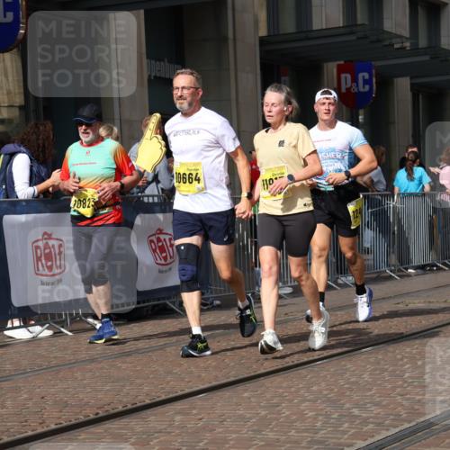 13.09.2026 - 21. swb-Marathon Bremen Strokosch-Dieckow http://msf.ph/oto/10344453 13.09.2026 11:09:07 Ziel 10314, 10386, 10424, 10556, 10664, 10686, 10694, 10712, 10769, 10823, 10981, 10983, 11192, 11225, 11764, 11882, 11883, 11914, 11915, 11937, 11987, 11995, 12322, 12409, 12474, 12491, 12532, 13607, 10217, 10321, 10455, 10469, 10570, 10599, 10630, 11011, 11053, 11074, 11091, 11138, 11304, 11434, 11531, 11578, 11812, 11905, 11987, 12155, 12192, 12256, 12337, 12353, 12438, 12517, 12554 meine-sportfotos.de