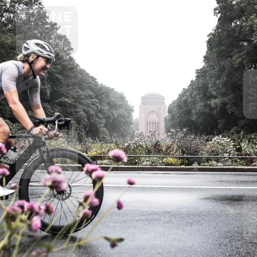 13.09.2026 - Stadtparktriathlon H.Heesch http://msf.ph/oto/10344473 13.09.2026 09:16:13 Radfahren 68, 80, 100, 156 meine-sportfotos.de