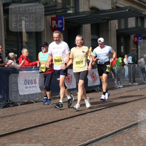 13.09.2026 - 21. swb-Marathon Bremen Strokosch-Dieckow http://msf.ph/oto/10344505 13.09.2026 11:09:08 Ziel 10314, 10386, 10424, 10556, 10664, 10686, 10694, 10712, 10769, 10823, 10981, 10983, 11192, 11225, 11764, 11882, 11883, 11914, 11915, 11937, 11995, 12322, 12409, 12474, 12491, 12532, 13607, 10217, 10321, 10455, 10469, 10570, 10599, 10630, 11011, 11053, 11074, 11091, 11138, 11304, 11434, 11531, 11578, 11812, 11905, 11987, 12155, 12192, 12256, 12337, 12353, 12438, 12517, 12554 meine-sportfotos.de