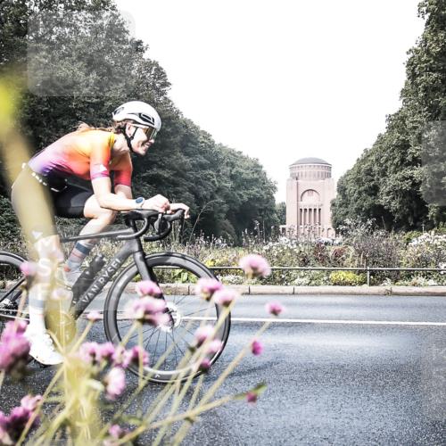 13.09.2026 - Stadtparktriathlon H.Heesch http://msf.ph/oto/10344522 13.09.2026 10:50:05 Radfahren 359, 402, 421 meine-sportfotos.de