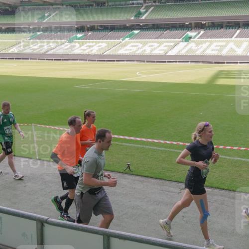 13.09.2026 - 21. swb-Marathon Bremen Michael Burmester http://msf.ph/oto/10344532 13.09.2026 13:30:05 Laufen im Stadion 171, 224, 297, 405, 422, 476, 639, 685, 729, 754, 767, 806, 986, 1217, 1242, 1270, 1384, 1615, 1633, 1634, 1777, 1810, 1811, 1886, 1983, 2216, 2238, 2242, 2249, 2263, 2326, 2368, 2372, 2436, 2449, 2546, 2615, 2637, 2719, 2738, 2740, 2830, 2862, 2868, 2869, 2871, 2918, 2924, 2991, 2994, 3020, 3053, 3101, 3129, 3227, 3238, 3274, 3286, 3321, 3361, 3563, 3594, 3595, 3605, 3678, 3755, 3758, 3798, 3873, 3876, 3898, 3929, 3953, 3965, 3971, 3987, 4011, 4056 meine-sportfotos.de