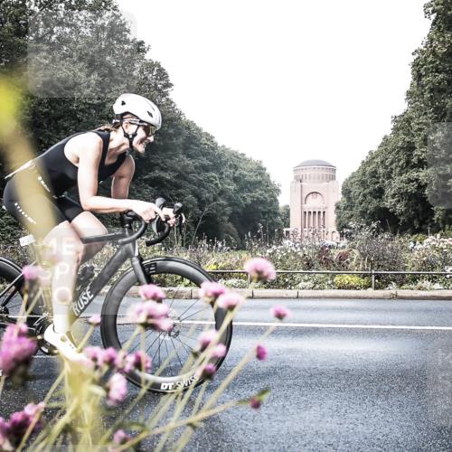 13.09.2026 - Stadtparktriathlon H.Heesch http://msf.ph/oto/10344537 13.09.2026 10:50:09 Radfahren 402, 421 meine-sportfotos.de