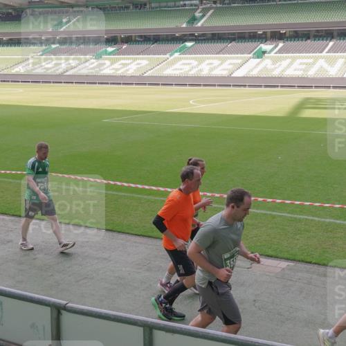 13.09.2026 - 21. swb-Marathon Bremen Michael Burmester http://msf.ph/oto/10344540 13.09.2026 13:30:06 Laufen im Stadion 171, 224, 297, 405, 422, 476, 639, 685, 729, 754, 767, 806, 986, 1114, 1217, 1242, 1270, 1384, 1615, 1633, 1634, 1777, 1810, 1811, 1886, 1983, 2216, 2238, 2242, 2249, 2263, 2326, 2368, 2372, 2436, 2449, 2546, 2615, 2637, 2719, 2738, 2740, 2830, 2862, 2868, 2869, 2871, 2918, 2924, 2991, 2994, 3020, 3053, 3101, 3129, 3227, 3238, 3274, 3286, 3321, 3361, 3563, 3594, 3595, 3605, 3678, 3755, 3758, 3798, 3873, 3876, 3898, 3929, 3953, 3965, 3971, 3987, 4011, 4056 meine-sportfotos.de