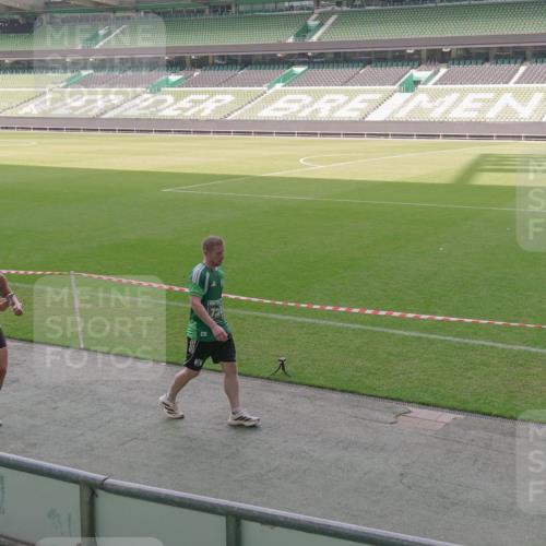 13.09.2026 - 21. swb-Marathon Bremen Michael Burmester http://msf.ph/oto/10344549 13.09.2026 13:30:07 Laufen im Stadion 122, 171, 224, 297, 405, 422, 476, 639, 685, 729, 754, 767, 806, 986, 1114, 1217, 1242, 1270, 1384, 1615, 1633, 1634, 1777, 1810, 1811, 1886, 1983, 2216, 2238, 2242, 2249, 2263, 2326, 2368, 2372, 2436, 2449, 2546, 2615, 2629, 2637, 2719, 2738, 2740, 2830, 2862, 2868, 2869, 2871, 2918, 2924, 2991, 2994, 3020, 3053, 3101, 3129, 3227, 3238, 3274, 3286, 3321, 3361, 3563, 3594, 3595, 3605, 3678, 3755, 3758, 3798, 3873, 3876, 3898, 3929, 3953, 3965, 3971, 3987, 4011, 4056, 357 meine-sportfotos.de