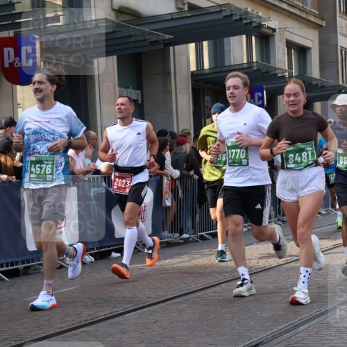 13.09.2026 - 21. swb-Marathon Bremen Strokosch-Dieckow http://msf.ph/oto/10344572 13.09.2026 13:29:22 Ziel 124, 716, 1073, 1083, 1243, 1581, 1861, 2076, 2289, 2742, 3030, 3320, 3618, 3667, 3721, 4115, 4575, 4576, 5244, 5599, 6006, 6127, 6384, 6499, 6690, 6725, 6930, 7079, 7093, 7384, 7426, 7649, 7884, 8481, 8594, 8612, 8771, 8831, 8899, 9049, 9534, 9747, 9770, 10013, 13031, 132, 303, 394, 565, 596, 651, 687, 745, 1274, 1365, 1387, 1545, 1823, 2023, 2070, 2301, 2867, 2957, 3258, 3796, 3846, 3912, 4541, 4590, 5036, 5225, 5599, 6103 meine-sportfotos.de