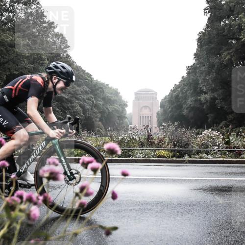 13.09.2026 - Stadtparktriathlon H.Heesch http://msf.ph/oto/10344578 13.09.2026 09:16:42 Radfahren 179, 190 meine-sportfotos.de