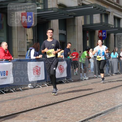 13.09.2026 - 21. swb-Marathon Bremen Strokosch-Dieckow http://msf.ph/oto/10344617 13.09.2026 11:09:11 Ziel 10234, 10386, 10417, 10424, 10556, 10664, 10686, 10694, 10696, 10712, 10769, 10785, 10823, 10981, 10983, 10990, 10991, 11192, 11225, 11764, 11882, 11883, 11914, 11915, 11937, 11995, 12322, 12409, 12474, 12491, 12532, 13607, 10217, 10314, 10321, 10455, 10570, 10599, 10630, 10686, 10983, 11011, 11053, 11074, 11091, 11138, 11304, 11434, 11531, 11578, 11812, 11905, 11987, 12155, 12192, 12337, 12353, 12438, 12554 meine-sportfotos.de