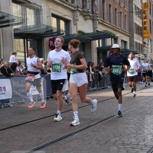 13.09.2026 - 21. swb-Marathon Bremen Strokosch-Dieckow http://msf.ph/oto/10344629 13.09.2026 13:29:23 Ziel 109, 124, 454, 716, 1073, 1083, 1173, 1243, 1581, 1861, 2076, 2289, 2742, 3030, 3320, 3618, 3667, 3721, 4115, 4524, 4575, 4576, 5244, 6006, 6127, 6384, 6499, 6690, 6725, 6930, 7079, 7093, 7384, 7426, 7649, 7884, 8267, 8481, 8594, 8612, 8771, 8831, 8899, 9049, 9534, 9747, 9770, 10013, 13031, 132, 303, 394, 596, 651, 745, 1083, 1274, 1365, 1387, 1545, 1823, 2023, 2070, 2301, 2867, 2957, 3258, 3721, 3796, 3846, 3912, 4541, 4590, 5036, 5225, 5599, 6103, 6499 meine-sportfotos.de