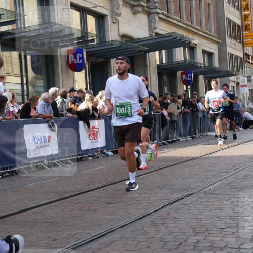 13.09.2026 - 21. swb-Marathon Bremen Strokosch-Dieckow http://msf.ph/oto/10344706 13.09.2026 13:29:24 Ziel 109, 124, 454, 716, 1073, 1173, 1243, 1581, 1861, 2076, 2289, 2742, 3030, 3320, 3618, 3667, 3908, 4115, 4524, 4575, 4576, 5244, 6006, 6127, 6384, 6690, 6725, 6930, 7079, 7093, 7384, 7426, 7649, 7884, 8267, 8481, 8594, 8612, 8771, 8831, 8899, 9049, 9534, 9747, 9770, 10013, 13031, 132, 303, 394, 596, 651, 745, 1083, 1365, 1387, 1545, 1823, 2023, 2070, 2301, 2867, 2957, 3258, 3721, 3796, 3846, 3912, 4541, 4590, 5036, 5599, 6103, 6499 meine-sportfotos.de