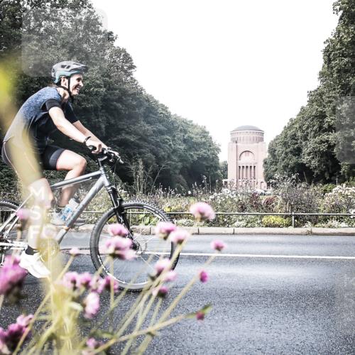 13.09.2026 - Stadtparktriathlon H.Heesch http://msf.ph/oto/10344726 13.09.2026 10:51:30 Radfahren 357 meine-sportfotos.de