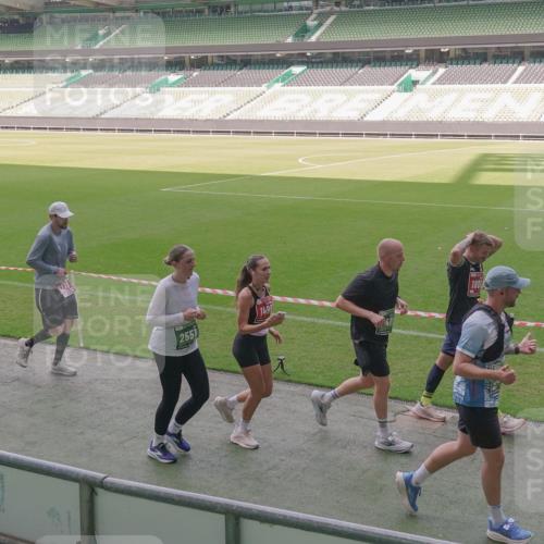 13.09.2026 - 21. swb-Marathon Bremen Michael Burmester http://msf.ph/oto/10344728 13.09.2026 13:30:26 Laufen im Stadion 122, 171, 224, 297, 405, 422, 476, 639, 685, 754, 767, 806, 986, 1114, 1217, 1242, 1270, 1529, 1615, 1633, 1634, 1775, 1810, 1811, 1886, 1983, 2216, 2238, 2242, 2249, 2263, 2326, 2368, 2372, 2436, 2449, 2546, 2615, 2629, 2637, 2643, 2677, 2719, 2738, 2740, 2830, 2869, 2871, 2877, 2918, 2994, 3020, 3053, 3094, 3101, 3129, 3227, 3238, 3274, 3286, 3361, 3401, 3563, 3605, 3723, 3755, 3758, 3873, 3876, 3898, 3929, 3953, 3965, 3971, 4011, 4056, 357 meine-sportfotos.de