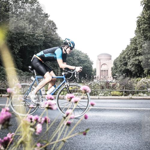 13.09.2026 - Stadtparktriathlon H.Heesch http://msf.ph/oto/10344737 13.09.2026 10:51:39 Radfahren 275, 499, 563 meine-sportfotos.de