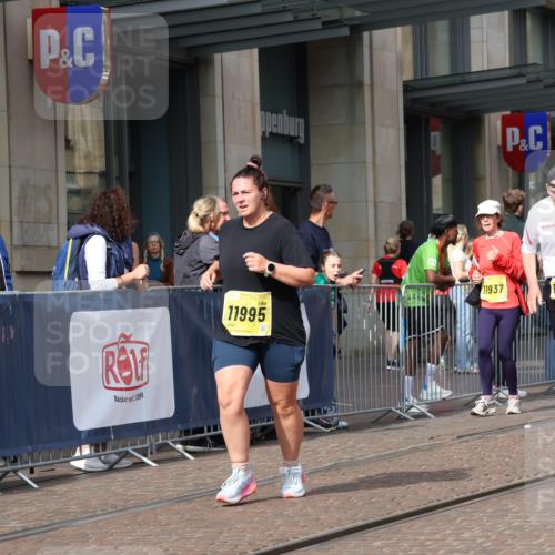 13.09.2026 - 21. swb-Marathon Bremen Strokosch-Dieckow http://msf.ph/oto/10344743 13.09.2026 11:09:15 Ziel 10234, 10386, 10417, 10424, 10556, 10664, 10694, 10696, 10712, 10769, 10785, 10823, 10981, 10990, 10991, 11192, 11225, 11882, 11883, 11914, 11915, 11937, 11995, 12322, 12409, 12474, 12532, 10217, 10314, 10321, 10455, 10570, 10630, 10664, 10686, 10694, 10983, 11011, 11074, 11091, 11138, 11304, 11531, 11578, 11764, 11812, 11905, 11915, 11987, 12155, 12192, 12337, 12491, 12554, 13607 meine-sportfotos.de