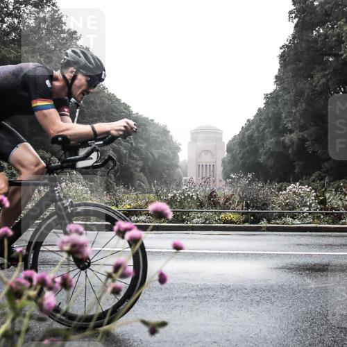 13.09.2026 - Stadtparktriathlon H.Heesch http://msf.ph/oto/10344779 13.09.2026 09:17:59 Radfahren 26, 72, 139, 199 meine-sportfotos.de