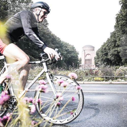 13.09.2026 - Stadtparktriathlon H.Heesch http://msf.ph/oto/10344812 13.09.2026 10:52:07 Radfahren 482, 777 meine-sportfotos.de