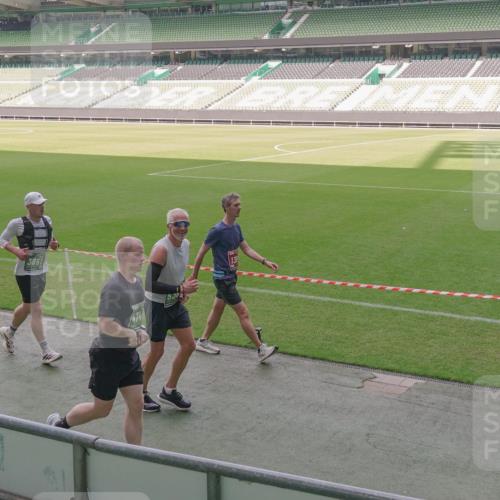 13.09.2026 - 21. swb-Marathon Bremen Michael Burmester http://msf.ph/oto/10344836 13.09.2026 13:30:39 Laufen im Stadion 122, 171, 224, 295, 297, 405, 639, 754, 767, 806, 840, 1114, 1217, 1242, 1270, 1314, 1329, 1529, 1633, 1634, 1775, 1810, 1811, 1886, 1983, 2216, 2238, 2242, 2249, 2263, 2368, 2372, 2436, 2449, 2546, 2615, 2629, 2637, 2643, 2677, 2719, 2738, 2740, 2830, 2869, 2871, 2877, 2918, 2952, 2994, 3038, 3053, 3094, 3101, 3129, 3227, 3286, 3401, 3426, 3563, 3605, 3723, 3758, 3873, 3876, 3898, 3918, 3929, 3965, 4011, 4056, 357 meine-sportfotos.de