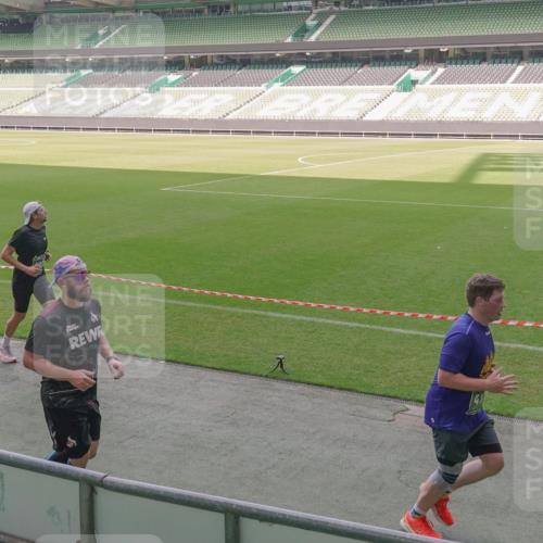 13.09.2026 - 21. swb-Marathon Bremen Michael Burmester http://msf.ph/oto/10344865 13.09.2026 13:30:44 Laufen im Stadion 122, 171, 224, 295, 297, 405, 487, 639, 767, 806, 840, 965, 1114, 1217, 1242, 1270, 1314, 1329, 1529, 1633, 1634, 1775, 1810, 1811, 1886, 1983, 2216, 2238, 2242, 2249, 2263, 2368, 2372, 2436, 2449, 2546, 2615, 2629, 2637, 2643, 2677, 2719, 2726, 2738, 2740, 2830, 2869, 2871, 2877, 2918, 2952, 2994, 3038, 3053, 3094, 3101, 3129, 3227, 3286, 3401, 3426, 3563, 3605, 3723, 3758, 3873, 3876, 3898, 3918, 3929, 4011, 4056, 357 meine-sportfotos.de