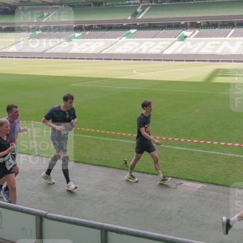 13.09.2026 - 21. swb-Marathon Bremen Michael Burmester http://msf.ph/oto/10344903 13.09.2026 13:30:49 Laufen im Stadion 122, 171, 224, 295, 297, 405, 487, 639, 767, 806, 840, 965, 1114, 1217, 1242, 1270, 1314, 1329, 1529, 1633, 1634, 1775, 1810, 1811, 1886, 1904, 1983, 2216, 2238, 2242, 2249, 2263, 2368, 2372, 2436, 2449, 2546, 2615, 2629, 2637, 2643, 2677, 2719, 2726, 2738, 2740, 2830, 2869, 2871, 2877, 2918, 2952, 2994, 3038, 3053, 3094, 3101, 3227, 3286, 3401, 3426, 3563, 3605, 3723, 3873, 3876, 3898, 3918, 3929, 4056, 357 meine-sportfotos.de