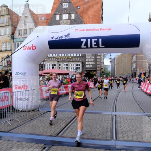 13.09.2026 - 21. swb-Marathon Bremen Tim E. http://msf.ph/oto/10344933 13.09.2026 11:15:00 Ziel 10519, 10557, 10705, 10776, 10805, 11097, 11098, 11186, 11288, 11408, 11876, 12191, 12193 meine-sportfotos.de