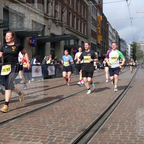 13.09.2026 - 21. swb-Marathon Bremen Strokosch-Dieckow http://msf.ph/oto/10344945 13.09.2026 11:09:19 Ziel 10234, 10386, 10417, 10424, 10556, 10696, 10712, 10737, 10769, 10785, 10823, 10981, 10990, 10991, 11192, 11225, 11914, 11937, 11995, 12322, 12409, 12449, 12474, 12532, 10217, 10314, 10321, 10455, 10570, 10630, 10664, 10686, 10694, 10823, 10983, 11011, 11091, 11138, 11304, 11531, 11578, 11764, 11882, 11883, 11905, 11915, 11987, 11995, 12155, 12192, 12322, 12337, 12491, 12554, 13607 meine-sportfotos.de