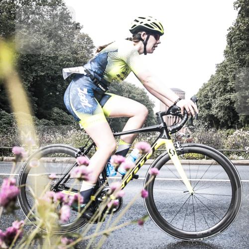 13.09.2026 - Stadtparktriathlon H.Heesch http://msf.ph/oto/10344947 13.09.2026 10:52:52 Radfahren 347, 354, 416, 543, 550 meine-sportfotos.de