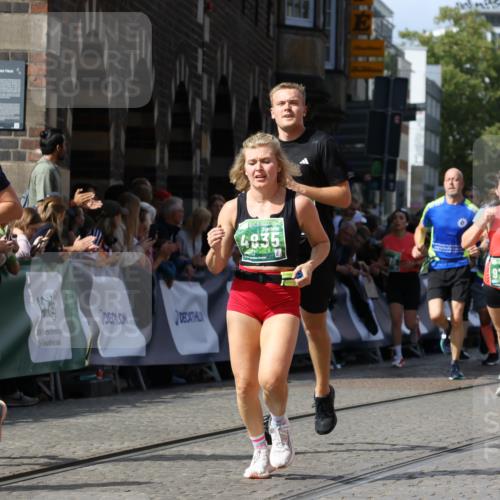 13.09.2026 - 21. swb-Marathon Bremen Strokosch-Dieckow http://msf.ph/oto/10344975 13.09.2026 13:32:20 Ziel 578, 846, 2310, 2934, 3205, 3946, 4030, 4566, 4797, 4979, 5325, 6116, 7242, 7526, 7790, 7818, 8048, 8247, 8610, 8970, 9016, 9640, 9785, 1687, 2292, 2293, 2910, 2992, 3354, 3402, 3429, 3441, 3878, 4263, 4380, 4471, 4835, 5281, 6518, 6593, 6760, 6781, 6900, 7173, 7990, 8957, 9040, 9151, 9175, 9719, 9779, 13208 meine-sportfotos.de