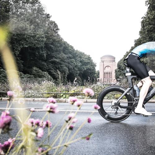 13.09.2026 - Stadtparktriathlon H.Heesch http://msf.ph/oto/10345002 13.09.2026 10:53:07 Radfahren 403, 484, 504, 691 meine-sportfotos.de