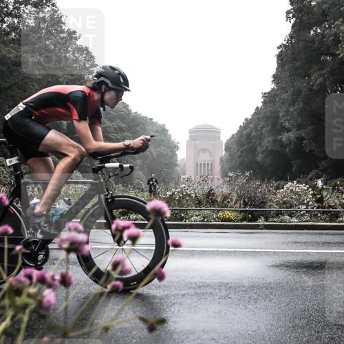 13.09.2026 - Stadtparktriathlon H.Heesch http://msf.ph/oto/10345037 13.09.2026 09:20:44 Radfahren 99, 138 meine-sportfotos.de