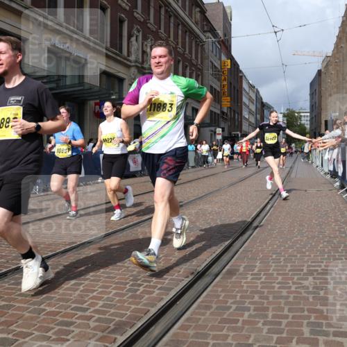 13.09.2026 - 21. swb-Marathon Bremen Strokosch-Dieckow http://msf.ph/oto/10345052 13.09.2026 11:09:20 Ziel 10234, 10386, 10417, 10424, 10556, 10645, 10696, 10712, 10737, 10769, 10785, 10981, 10990, 10991, 11192, 11225, 11914, 11937, 12409, 12449, 12474, 12532, 10314, 10321, 10455, 10556, 10570, 10630, 10664, 10686, 10694, 10769, 10823, 10983, 11011, 11091, 11138, 11304, 11531, 11578, 11764, 11882, 11883, 11905, 11914, 11915, 11987, 11995, 12155, 12192, 12322, 12337, 12491, 12554, 13607 meine-sportfotos.de
