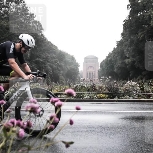 13.09.2026 - Stadtparktriathlon H.Heesch http://msf.ph/oto/10345057 13.09.2026 09:21:01 Radfahren 108, 133 meine-sportfotos.de