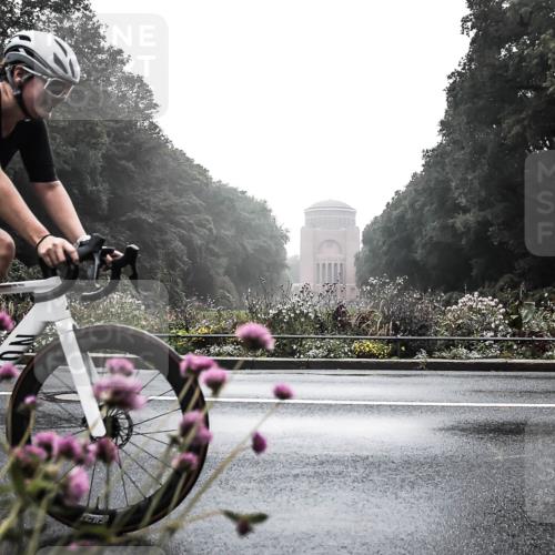 13.09.2026 - Stadtparktriathlon H.Heesch http://msf.ph/oto/10345069 13.09.2026 09:21:29 Radfahren 106, 143, 150, 158 meine-sportfotos.de