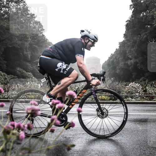 13.09.2026 - Stadtparktriathlon H.Heesch http://msf.ph/oto/10345085 13.09.2026 09:21:32 Radfahren 106, 143, 150, 158 meine-sportfotos.de
