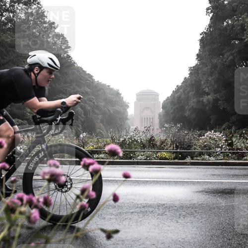 13.09.2026 - Stadtparktriathlon H.Heesch http://msf.ph/oto/10345098 13.09.2026 09:21:41 Radfahren 76, 81, 84, 114, 194, 198 meine-sportfotos.de