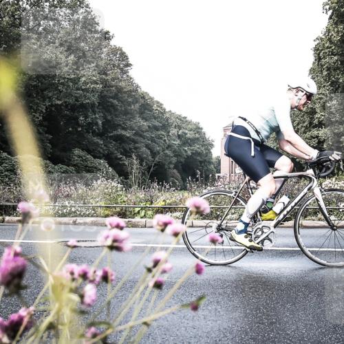 13.09.2026 - Stadtparktriathlon H.Heesch http://msf.ph/oto/10345115 13.09.2026 10:53:49 Radfahren 346, 389, 419, 460, 533 meine-sportfotos.de