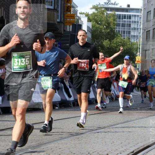 13.09.2026 - 21. swb-Marathon Bremen Strokosch-Dieckow http://msf.ph/oto/10345129 13.09.2026 13:27:49 Ziel 242, 323, 593, 857, 940, 1006, 1373, 1574, 2345, 2668, 3385, 3460, 3496, 3521, 4421, 5081, 5220, 5290, 5358, 5557, 5616, 6071, 6288, 6306, 7110, 9760, 13147, 488, 1343, 1456, 3480, 3576, 4106, 4133, 4265, 5462, 6468, 6522, 8188, 8656, 9067, 9145, 13069 meine-sportfotos.de